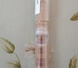 Maybelline creamy concelar (60 Deep