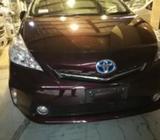 Toyota Prius Alpha 2014