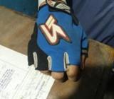 cycle hand glabs