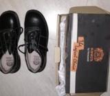 brand new Kings leather safety boots