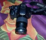 Conon 700d Dslr 18/80 mm lens