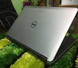 E7440 Dell i5 500/4GB-4th Gen