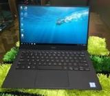 P54G_Dell XPS-i5-256/8-GB-7th Gen