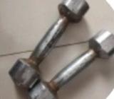 Pair of dumbells.1kg each