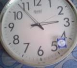 Ajanta দেওয়াল ঘড়à¦