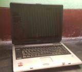 Toshiba Satellite Laptop Windows Vista. Ram 3 Gb mamory 100 Gb