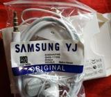 একেবারে জেনুইন।হেডফোà¦