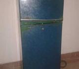 নাম মাত্র দামে ফ্রিজ বিক্রà¦