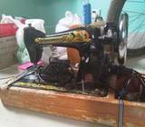 sewing machine (singer
