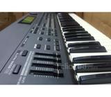 Roland XP-60 with SKB Hard-Case (Made in Japan