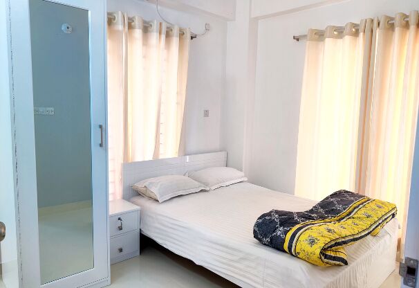Premium Furnished 2-Bedroom Apartment for Rent in Bashundhara R/A