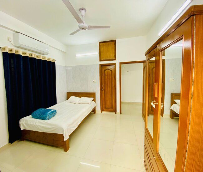 Luxurious 3-Bedroom Furnished Apartment for Long-Term Rent in Bashundhara R/A